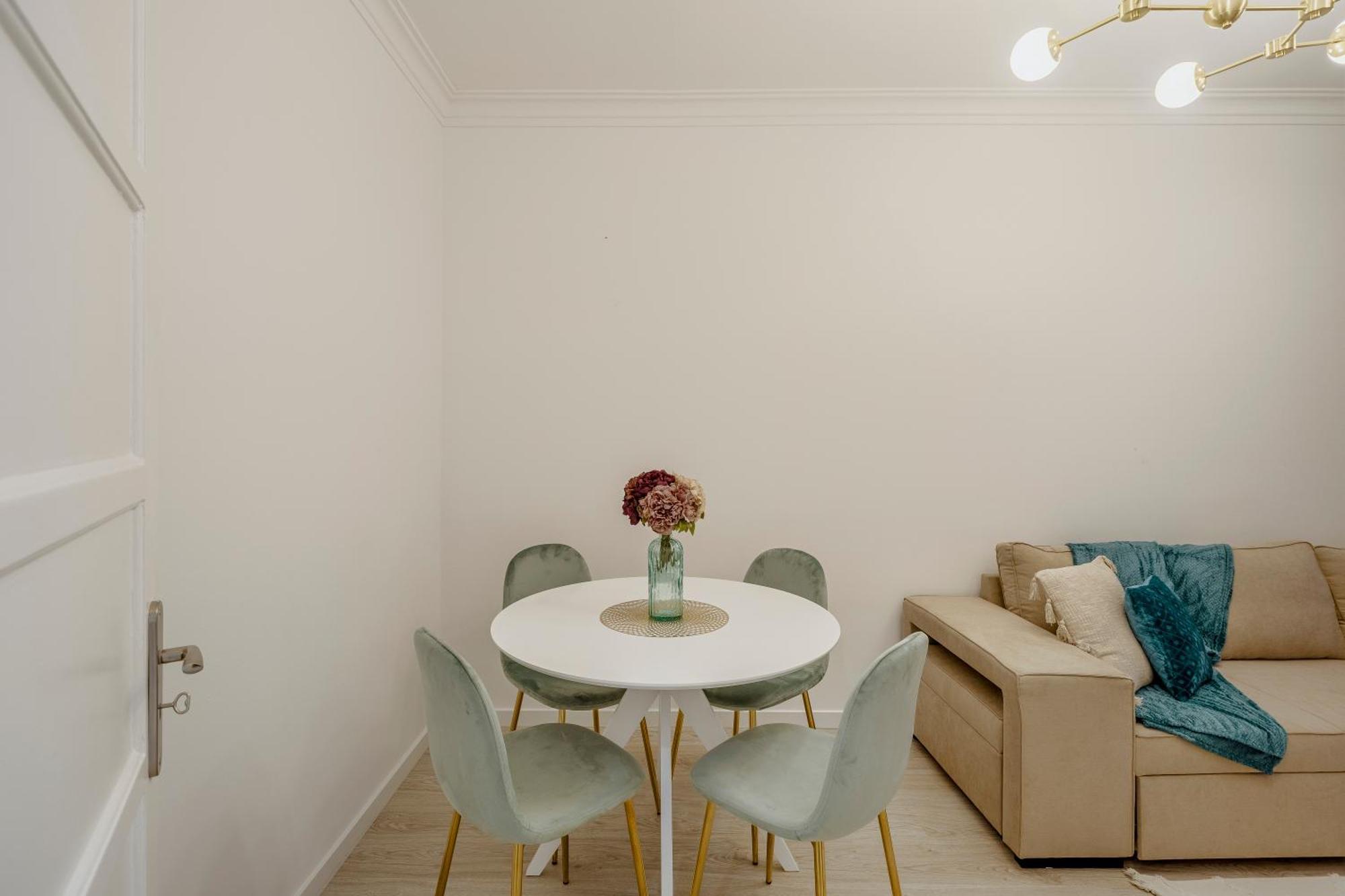 Apartamento Goa Amadora Luaran gambar